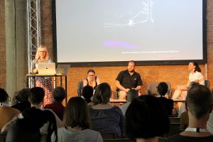 Panorama: Science, Medicine & Natural History: Queering Scientific ALMS: From left: Ellie Armstrong (standing), Jen Grove, Virgil B/G Taylor, Kate Davison; Photo: Christiani Dwi Putri